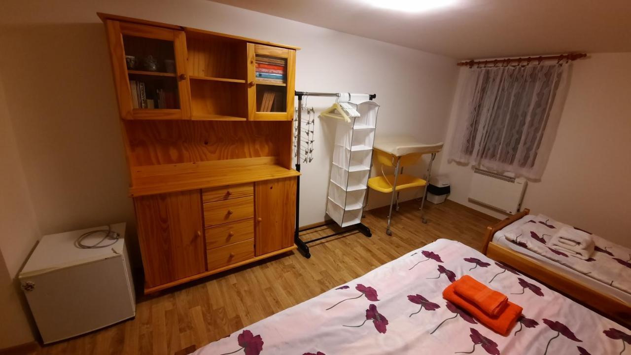 Podkrovi V Jihoceskem Statku Nemejice 外观 照片